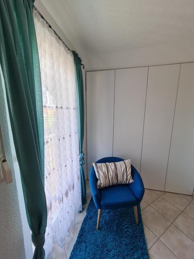 Holiday Home "Mala Kuca " With Heated Pool 普拉 外观 照片